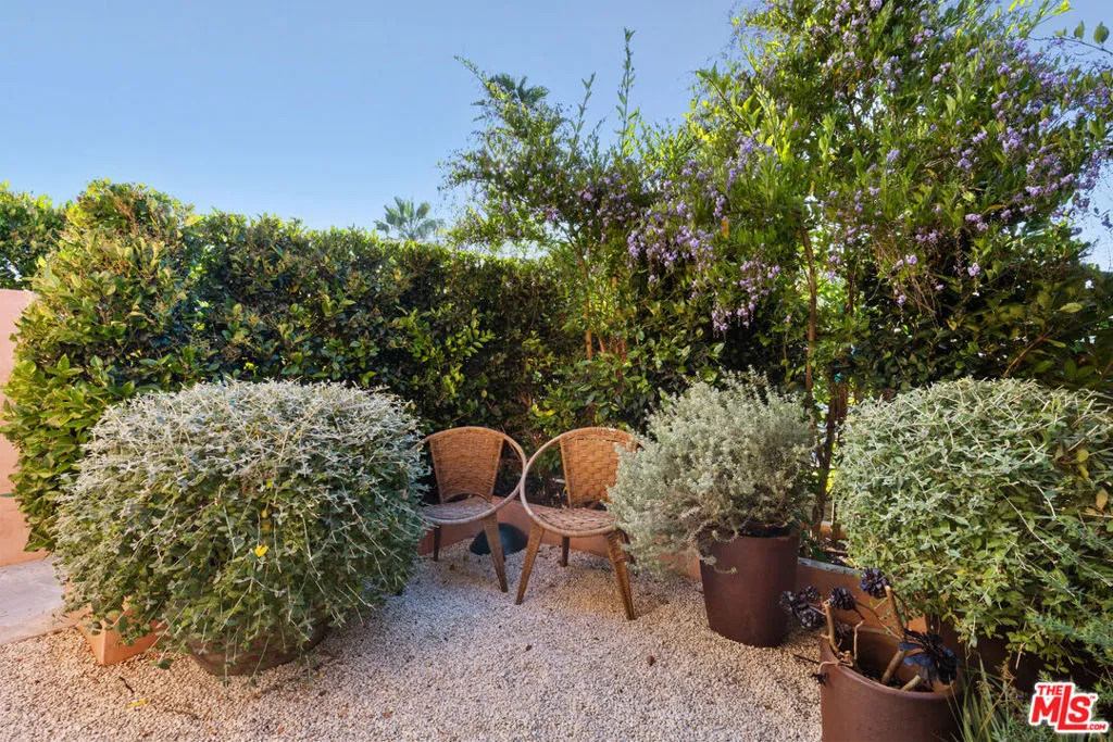 812 Brooks Avenue, Venice, California 90291 home-pic-12